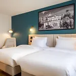 Отель Metropolitan Sofia, A Member Of Radisson Individuals 4*