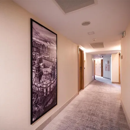 Hotel Metropolitan Sofia, A Member Of Radisson Individuals Sófia